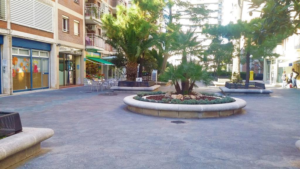 Helena Seaview & Beach-Apartment Montgat Bagian luar foto